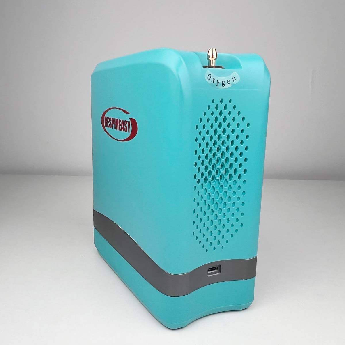7 Liter Mini Mobile Oxygen Concentrator High Purity Travel Use Rechargeable Oxygen Generator Portable O2 Making Machine with Shoulder Carrying Bag
